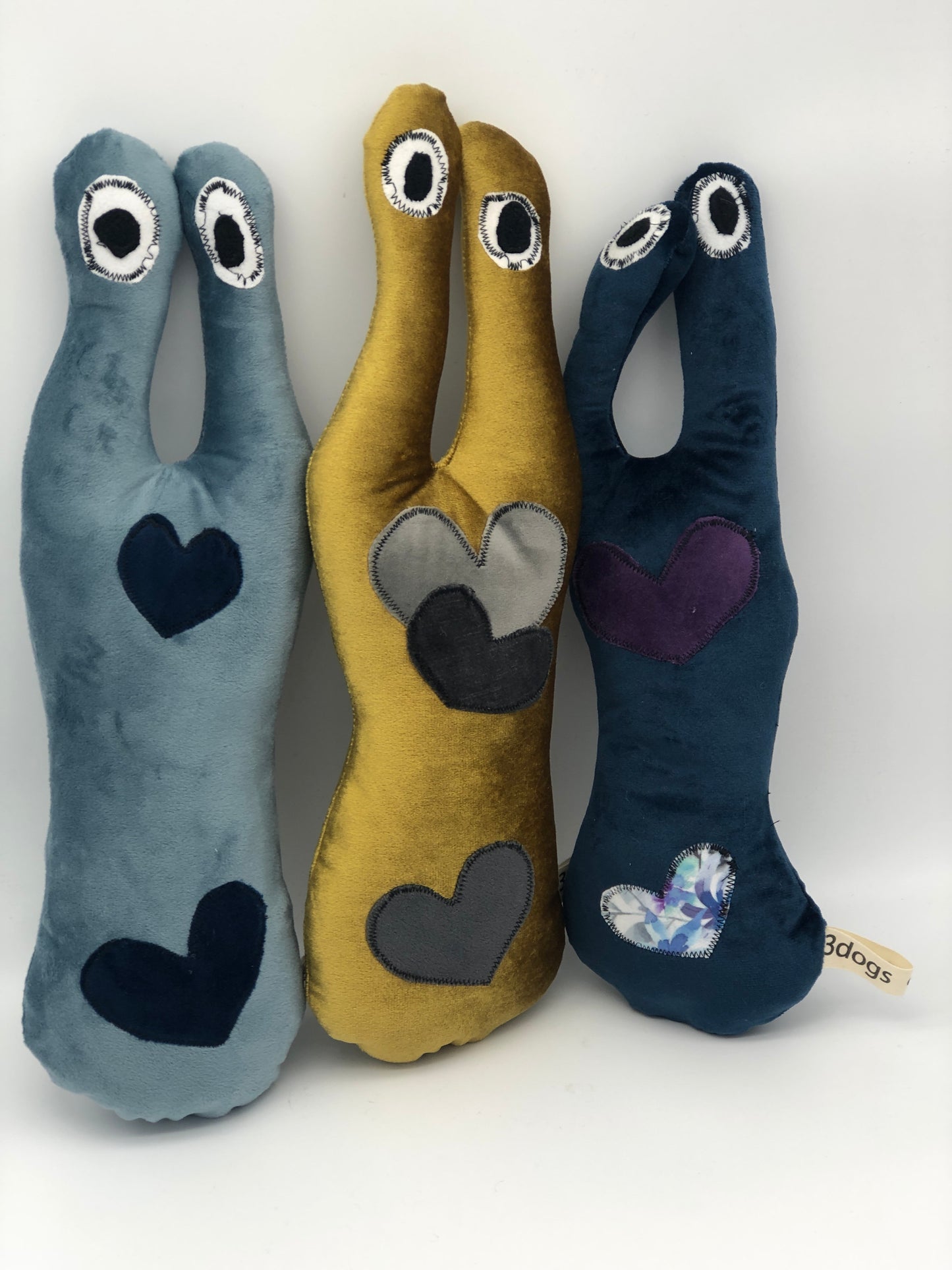 fuGLy friENds fun CAT toys